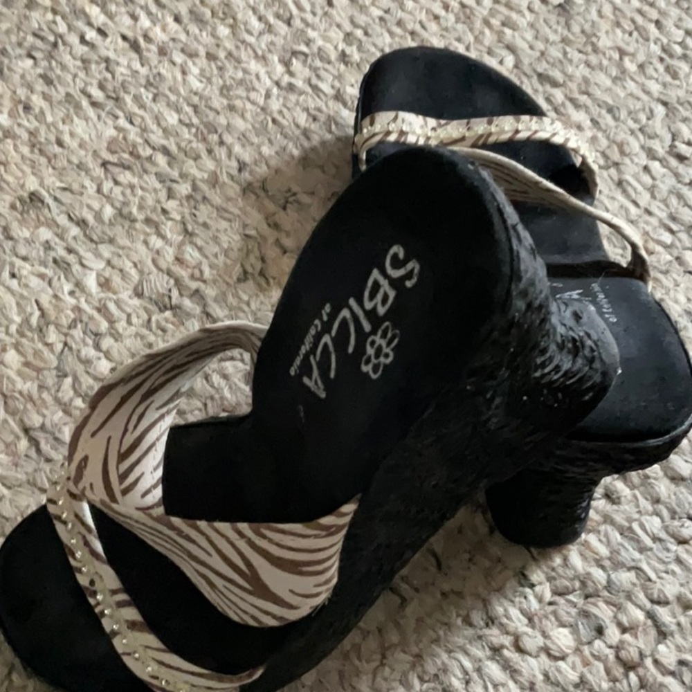 Sbicca of Califorina wedge sandles